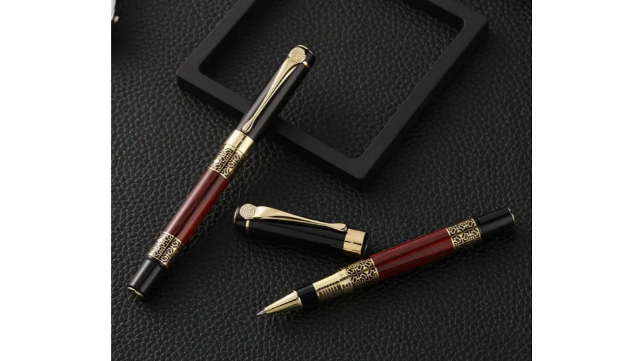 Redwood Luxury Metal Ballpoint Pen with Click-Off Cap & Pocket Clip – A Perfect Blend of Elegance and Functionality